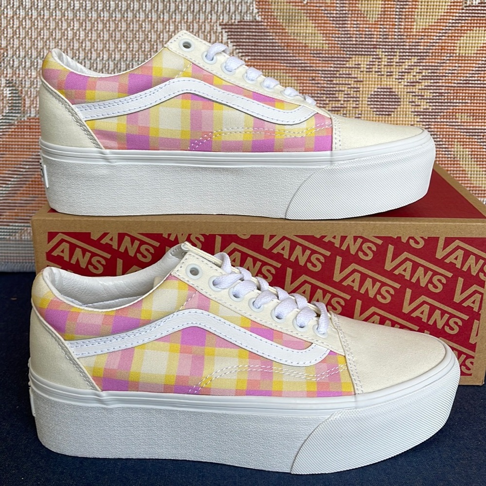 Vans WMNS Old Skool Stacked 
Pastel Picnic Pink Plaid
VN0A7Q5MGBX
Platforms